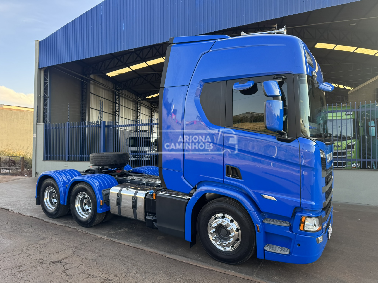 SCANIA R560