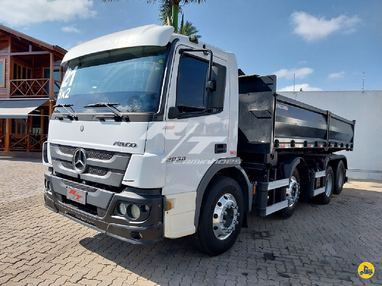 CAMINHAO MERCEDES-BENZ MB 3030 Caçamba Basculante BiTruck 8x2 RT Caminhões SUMARE SÃO PAULO SP