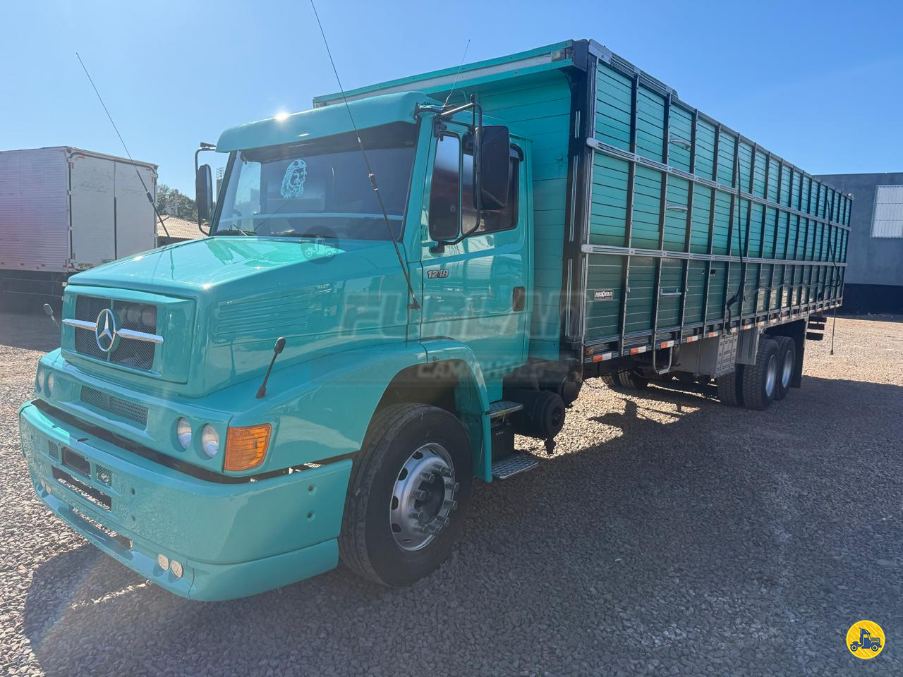 CAMINHAO MERCEDES-BENZ MB 1218 Boiadeiro Truck 6x2 Furlan Caminhões UMUARAMA PARANÁ PR