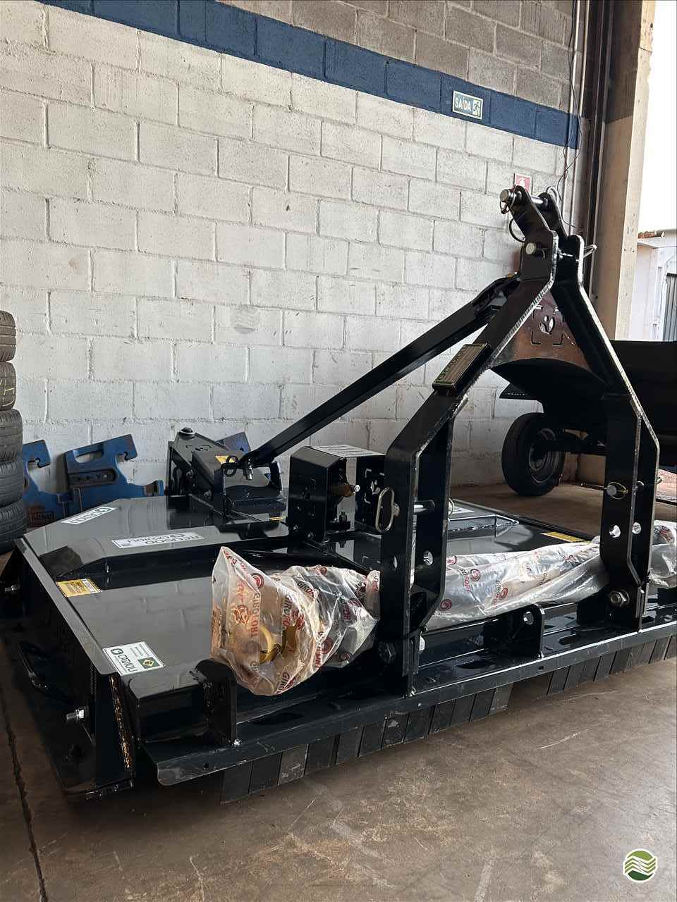 IMPLEMENTOS AGRICOLAS ROCADEIRA ROCADEIRA HIDRÁULICA Camtrac Máquinas Agrícolas MARIALVA PARANÁ PR
