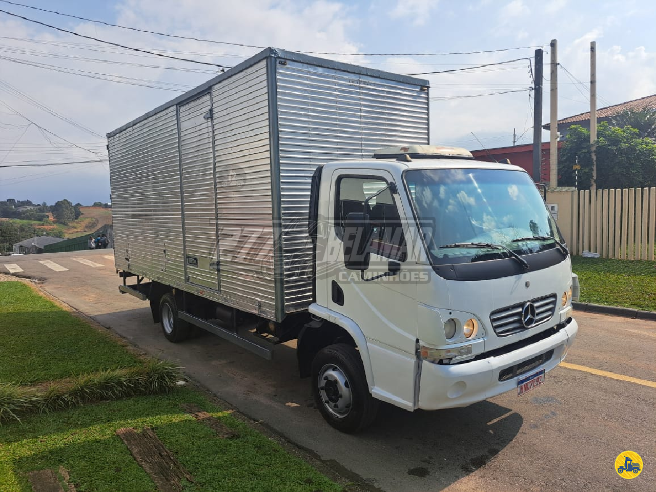 CAMINHAO MERCEDES-BENZ MB 915 Baú Furgão 3/4 4x2 277 Belamar Caminhões CAMPO LARGO PARANÁ PR