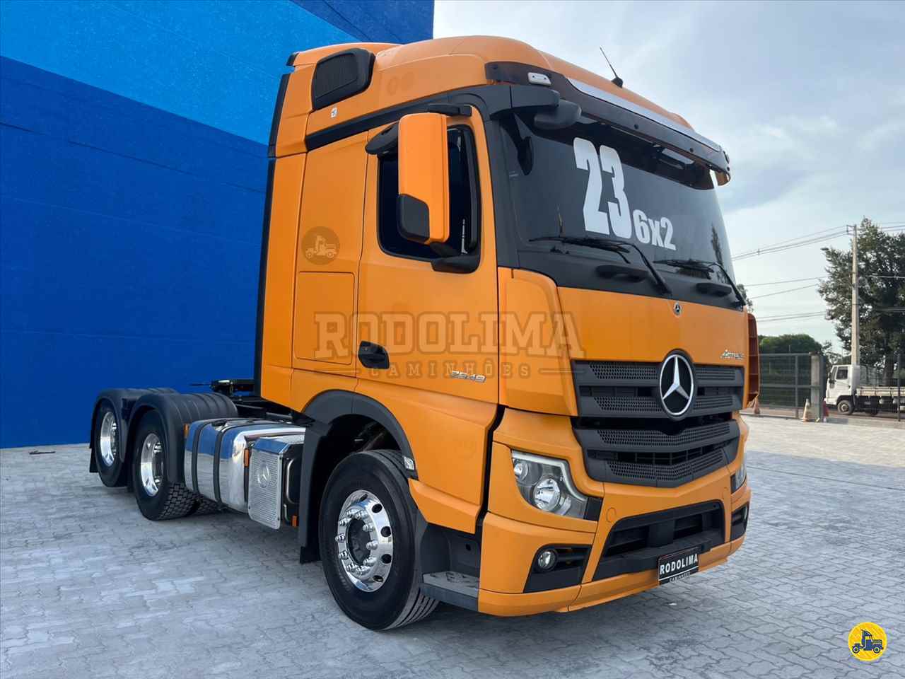 CAMINHAO MERCEDES-BENZ MB 2548 Chassis Cavalo 6x2 Rodolima Caminhões CURITIBA PARANÁ PR