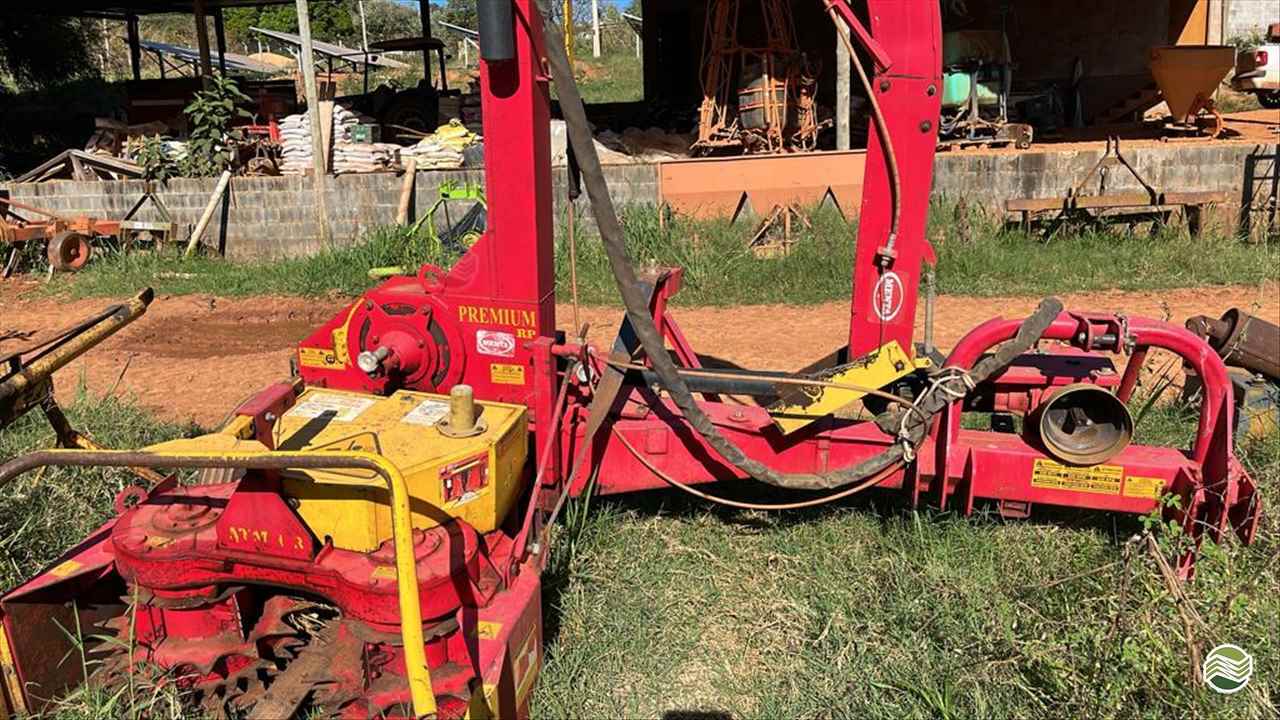 IMPLEMENTOS AGRICOLAS ENSILADEIRA ENSILADEIRA AREA TOTAL Sumaré Máquinas e Veículos SUMARE SÃO PAULO SP
