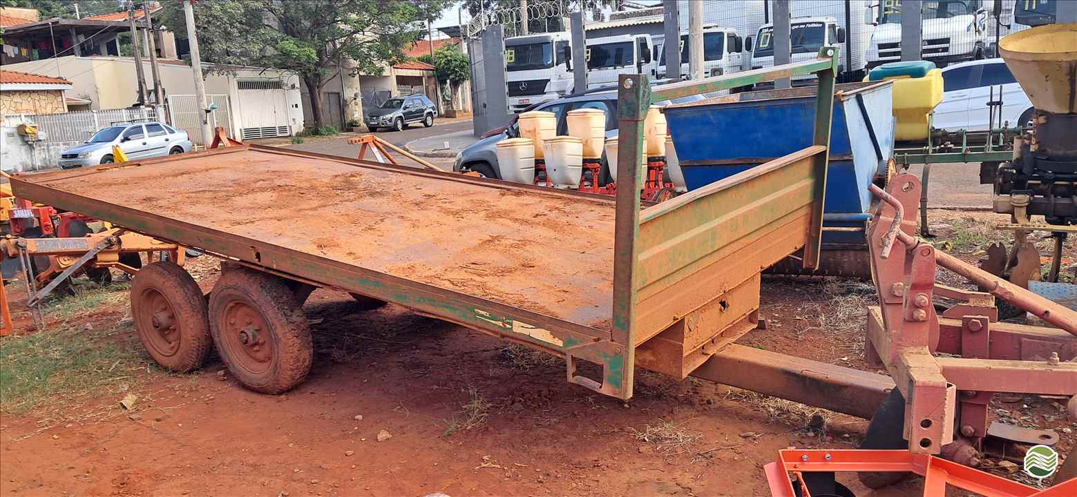 IMPLEMENTOS AGRICOLAS CARRETA AGRÍCOLA CARRETA 6T Sumaré Máquinas e Veículos SUMARE SÃO PAULO SP