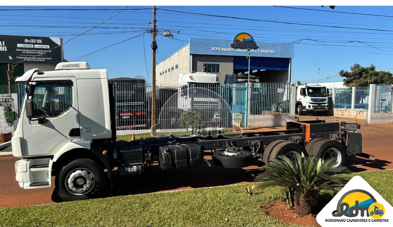 CAMINHAO VOLVO VOLVO VM 270 Cavalo Mecânico Cavalo 6x2 Rodomano Caminhões e Carretas RIO VERDE GOIAS GO