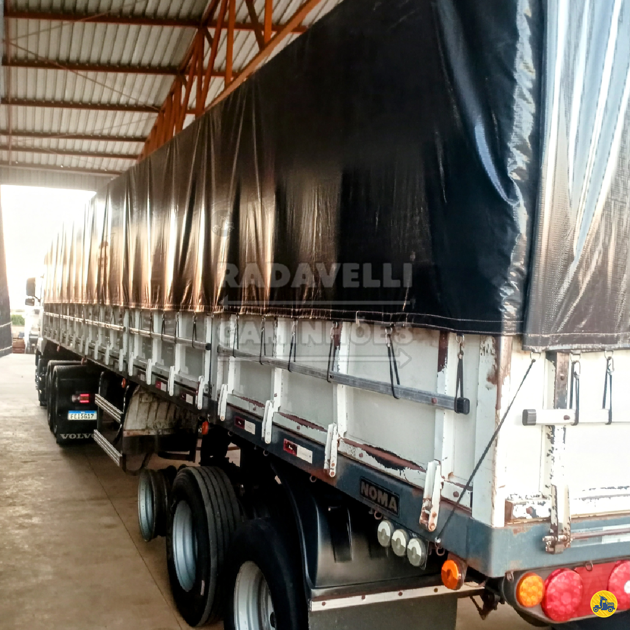 CARRETA SEMI-REBOQUE GRANELEIRO Radavelli Caminhões MATAO SÃO PAULO SP