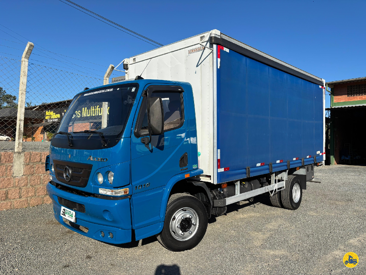 CAMINHAO MERCEDES-BENZ MB 1016 Baú Sider 3/4 4x2 Divisa Caminhões INDAIAL SANTA CATARINA SC