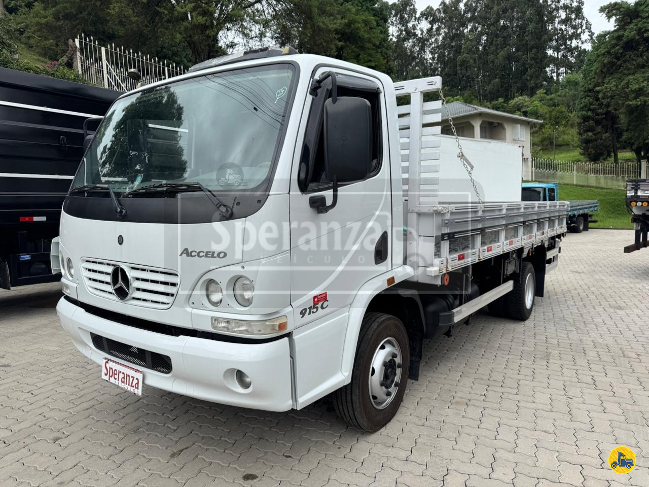 CAMINHAO MERCEDES-BENZ MB 915 Grade Baixa 3/4 4x2 Speranza Caminhões GARIBALDI RIO GRANDE DO SUL RS
