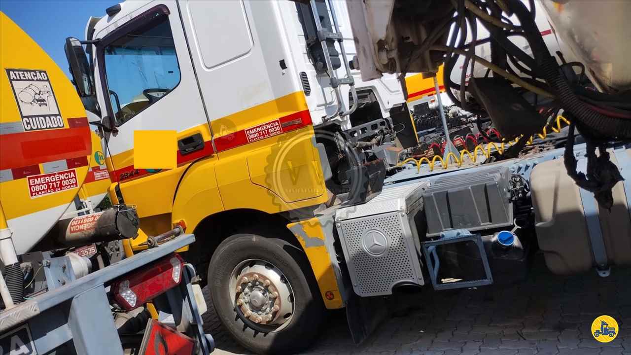 CAMINHAO MERCEDES-BENZ MB 2644 Cavalo Mecânico Cavalo 6x4 ABC Vinte-Vinte Caminhões SANTO ANDRE SÃO PAULO SP