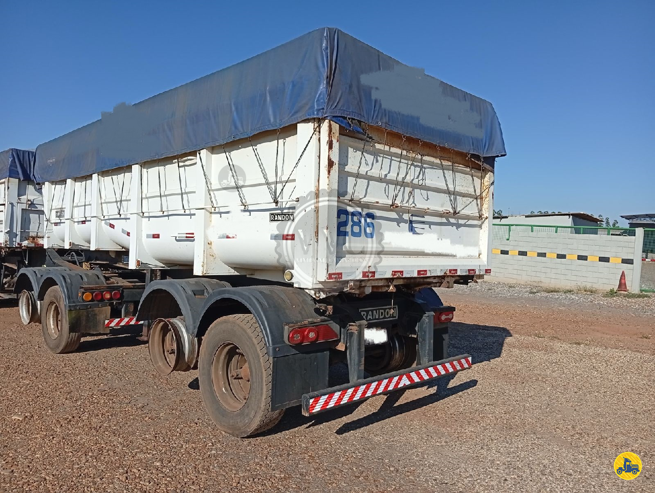 CARRETA BITREM BASCULANTE ABC Vinte-Vinte Caminhões SANTO ANDRE SÃO PAULO SP