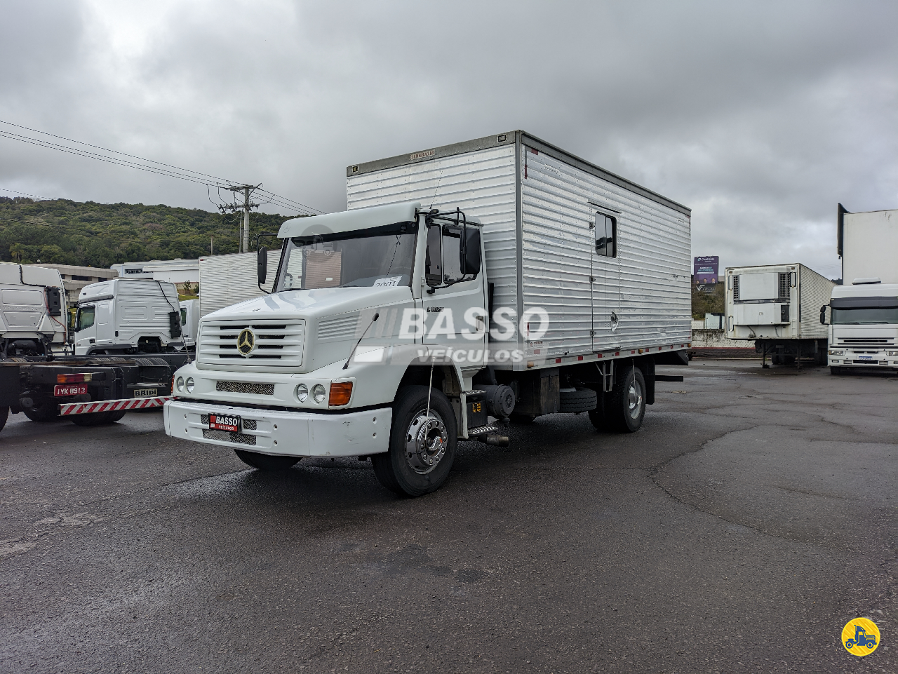 CAMINHAO MERCEDES-BENZ MB 1620 Baú Furgão Toco 4x2 Basso Veículos GARIBALDI RIO GRANDE DO SUL RS