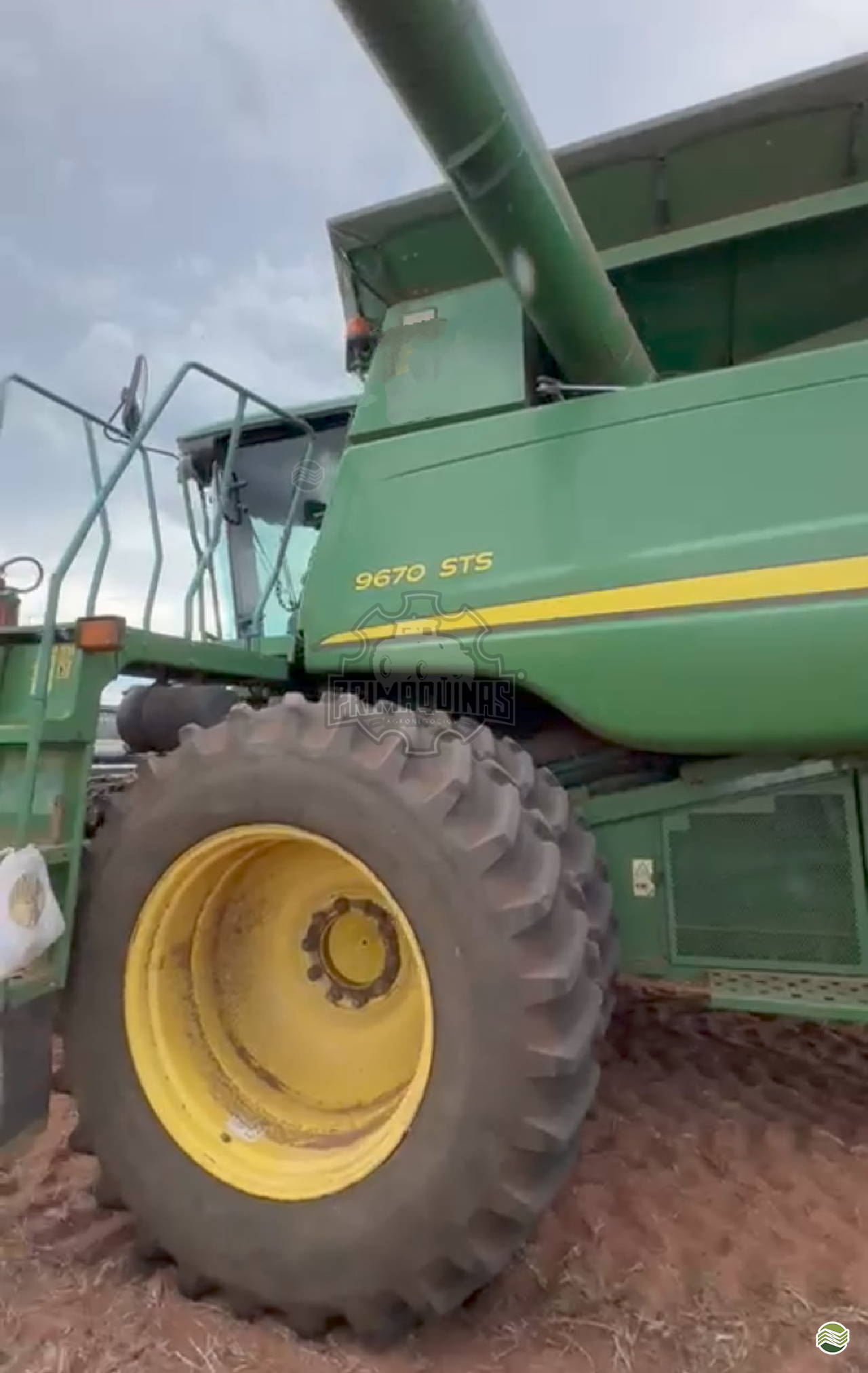 COLHEITADEIRA JOHN DEERE JOHN DEERE 9670 STS PriMáquinas PRIMAVERA DO LESTE MATO GROSSO MT