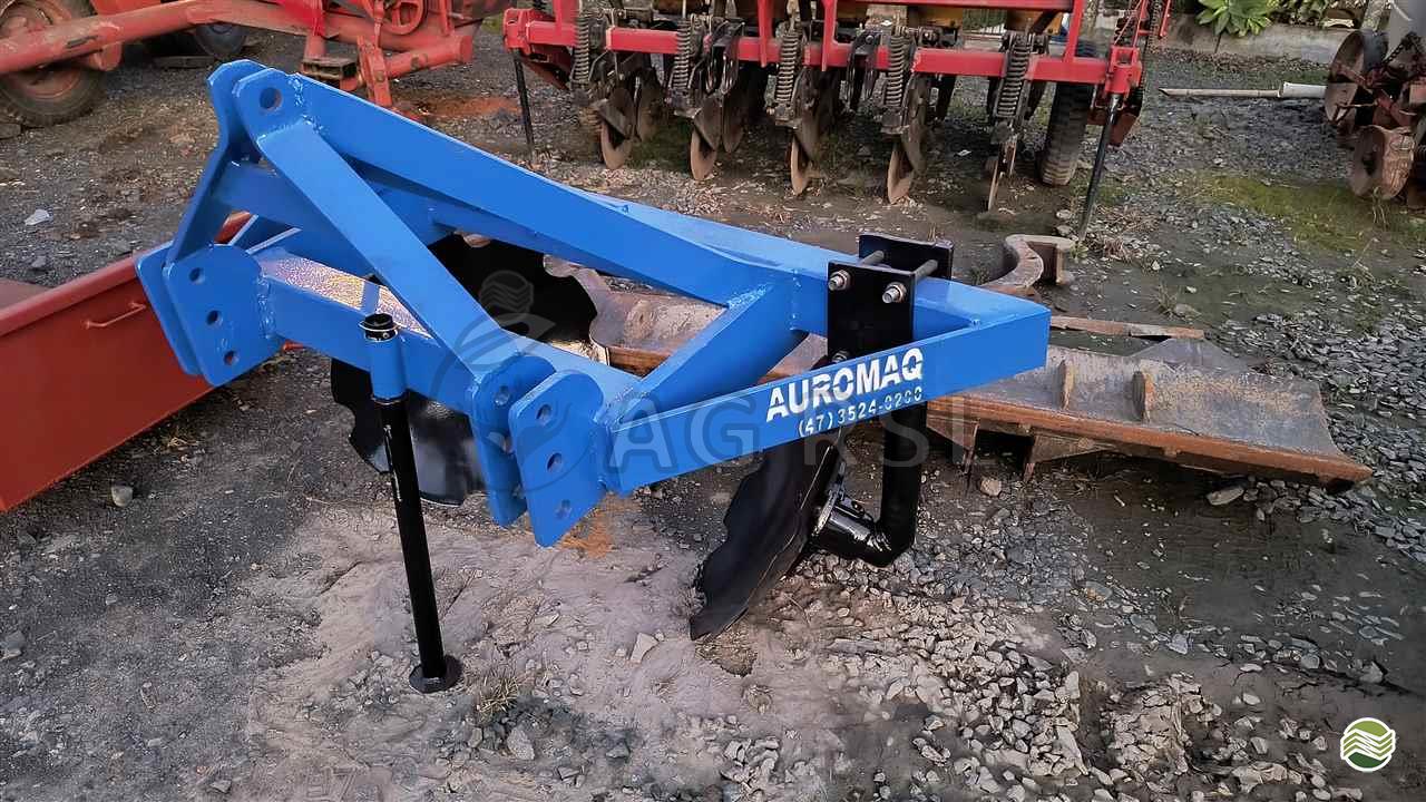 IMPLEMENTOS AGRICOLAS ADUBADOR ENCANTEIRADEIRA ADUBADEIRA AG RSL RIO DO SUL SANTA CATARINA SC