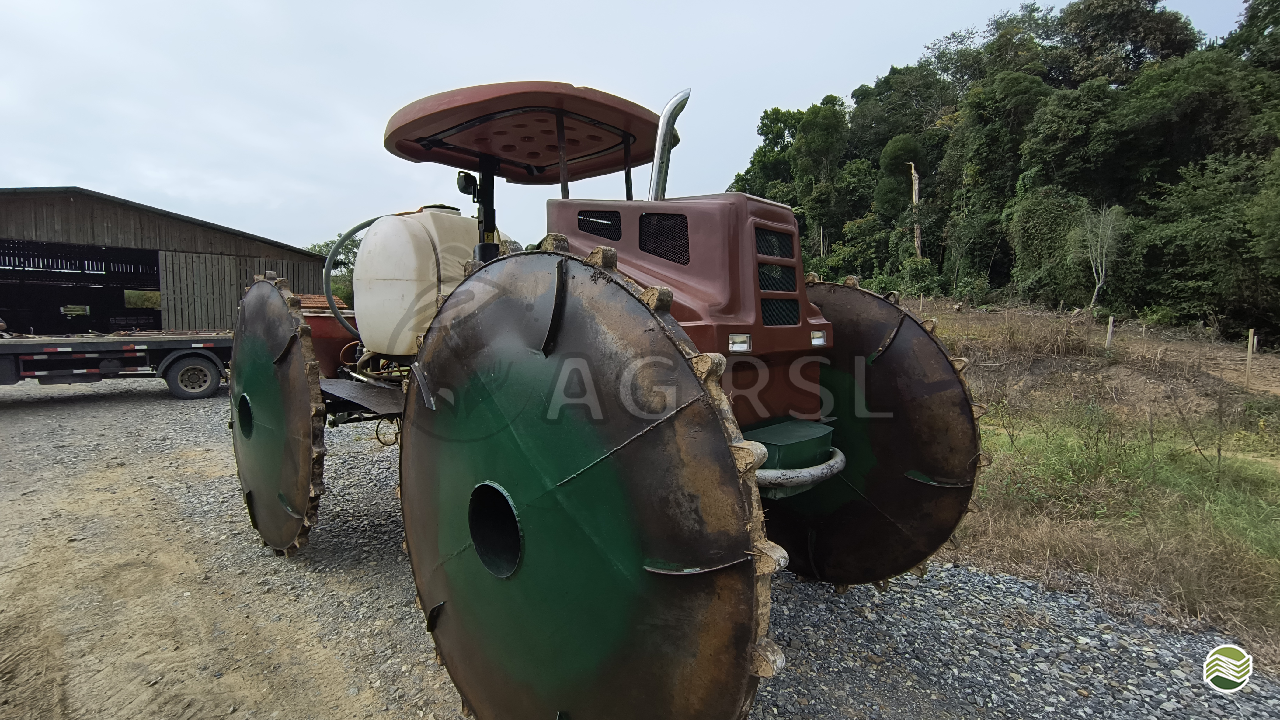 TRATOR GOMES GHRE30 Tração 4x4 AG RSL RIO DO SUL SANTA CATARINA SC