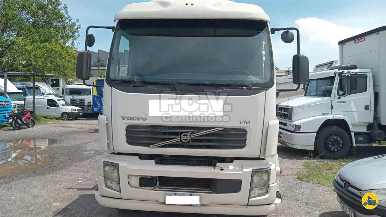 CAMINHAO VOLVO VOLVO VM 260 Carga Seca BiTruck 8x2 FCV Caminhões SAO PAULO SÃO PAULO SP