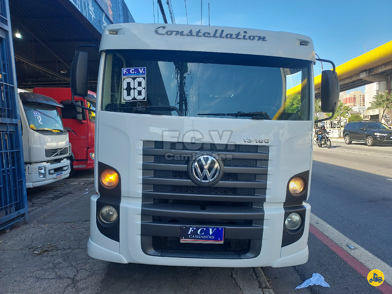 CAMINHAO VOLKSWAGEN VW 13180 Carga Seca Toco 4x2 FCV Caminhões SAO PAULO SÃO PAULO SP