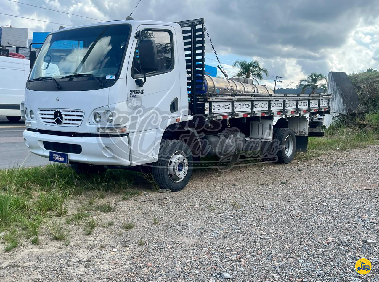CAMINHAO MERCEDES-BENZ MB 715 Carga Seca 3/4 4x2 Veículos Canta Galo RIO DO SUL SANTA CATARINA SC