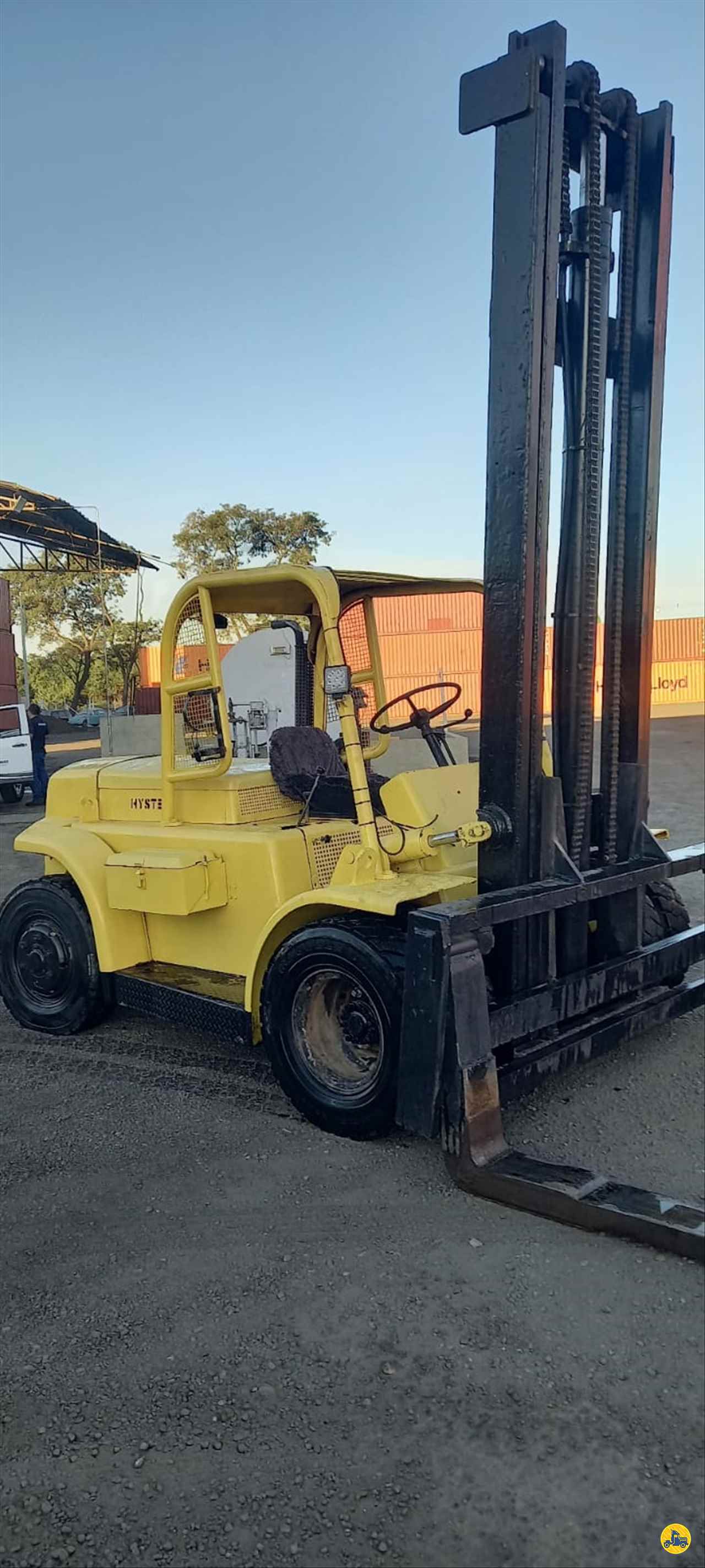 EMPILHADEIRA HYSTER H150J  Lotrans MOGI GUACU SÃO PAULO SP