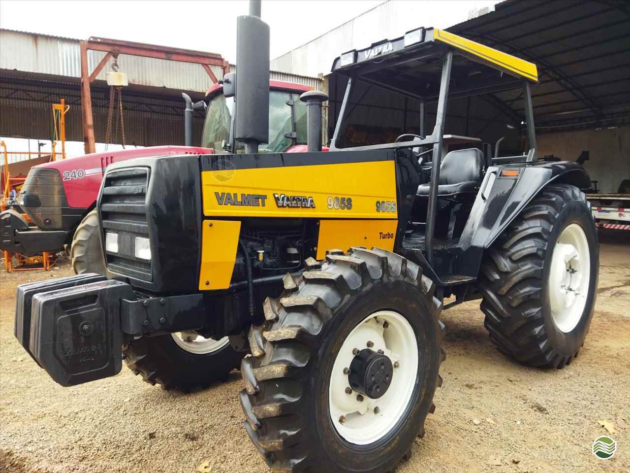 TRATOR VALTRA VALTRA 985 Tração 4x4 Jatai Tratores JATAIZINHO PARANÁ PR