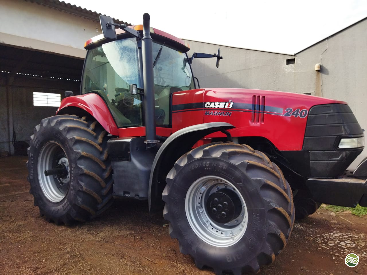 TRATOR CASE MAGNUM 240 Tração 4x4 Jatai Tratores JATAIZINHO PARANÁ PR