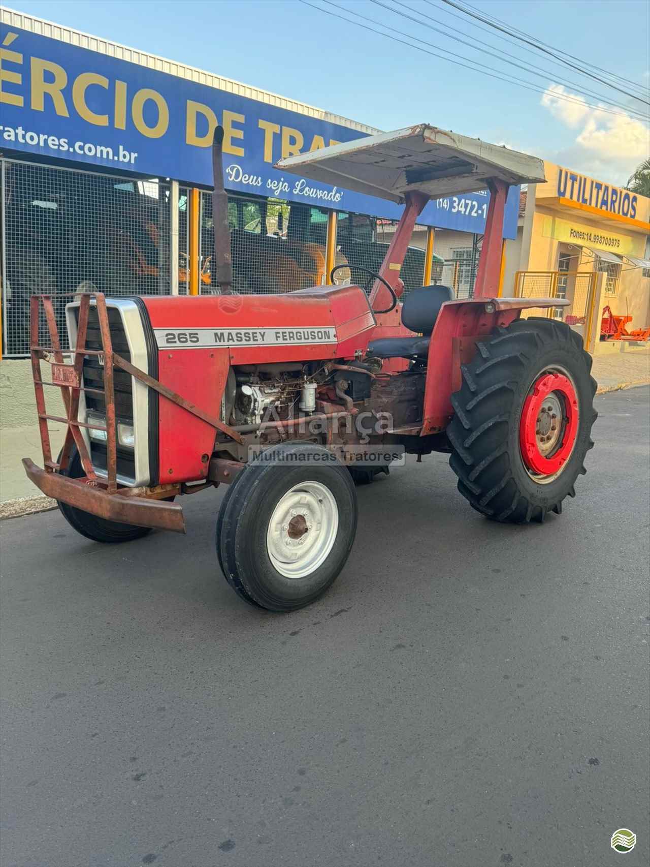 TRATOR MASSEY FERGUSON MF 265 Tração 4x2 Aliança Multimarcas Tratores UBIRAJARA SÃO PAULO SP