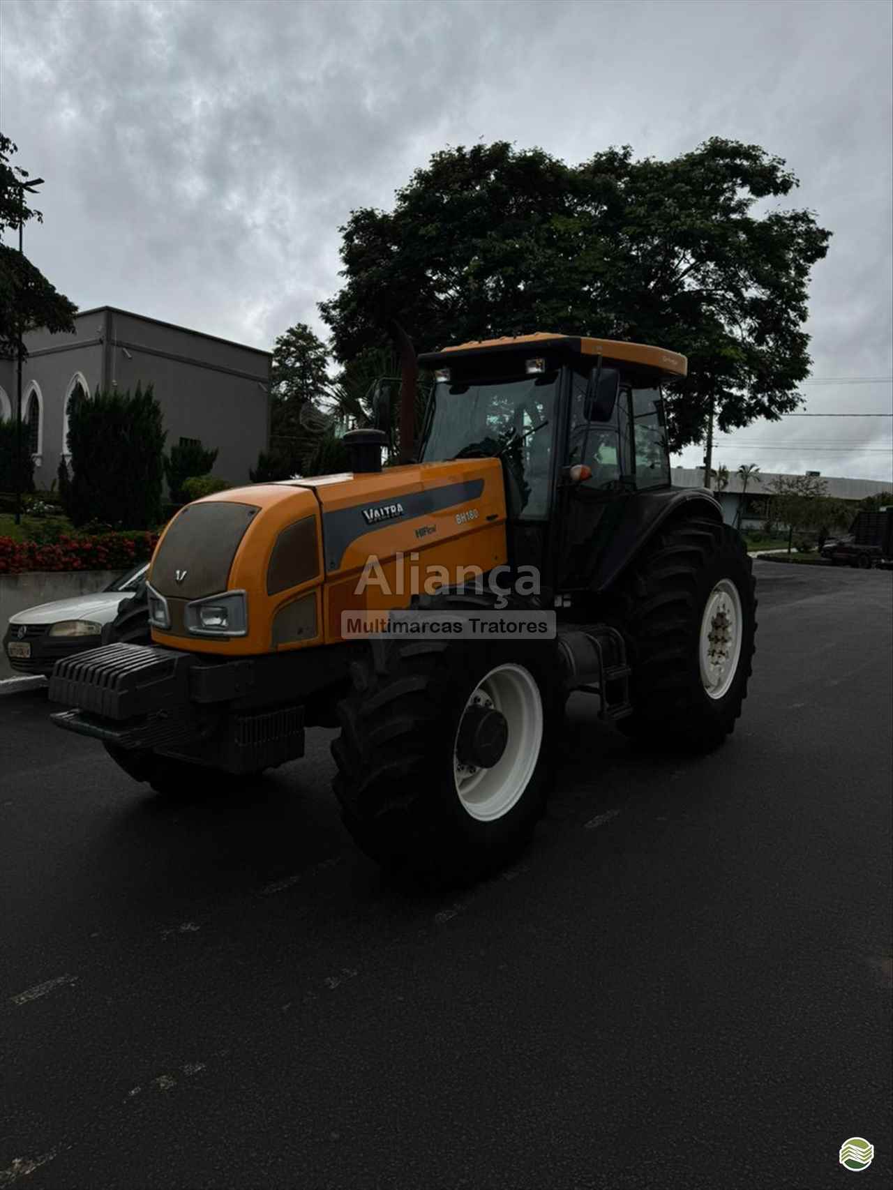 TRATOR VALTRA VALTRA BH 180 Tração 4x4 Aliança Multimarcas Tratores UBIRAJARA SÃO PAULO SP