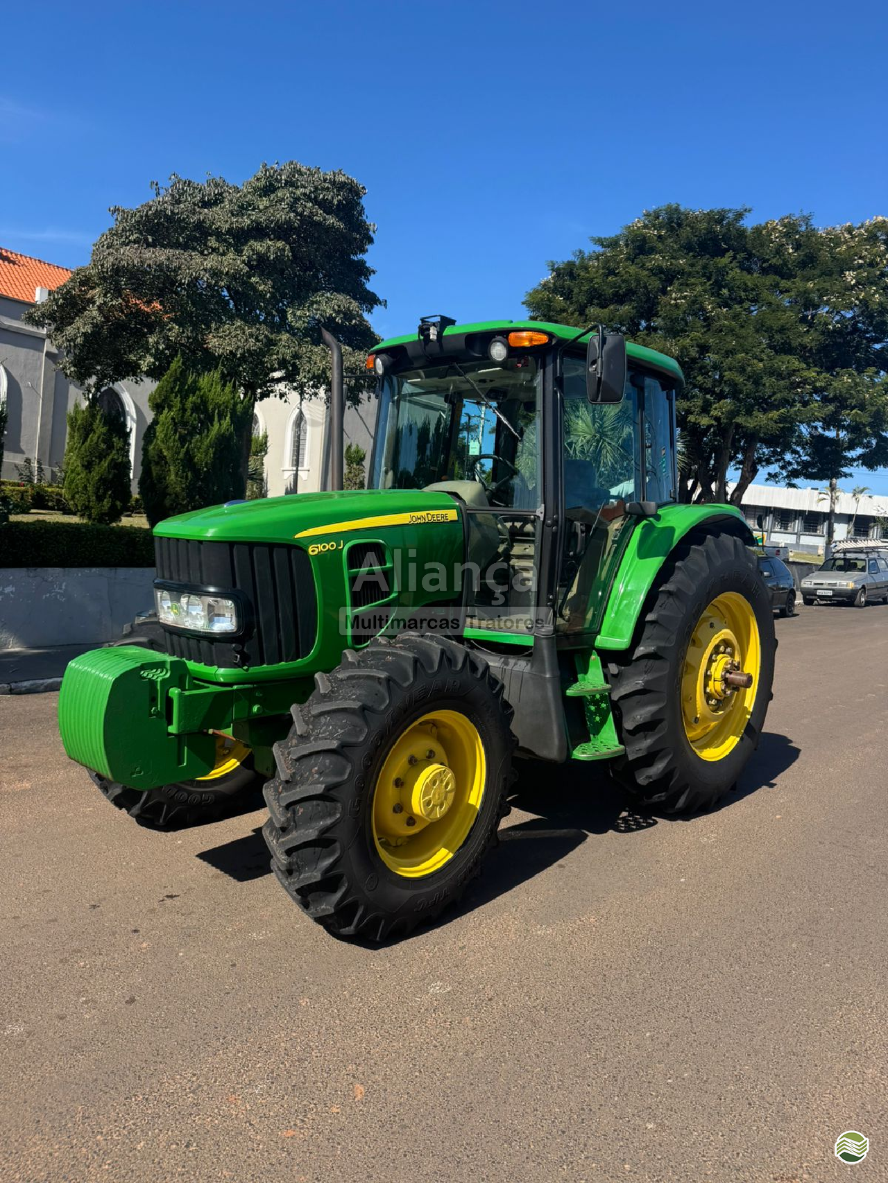 TRATOR JOHN DEERE JOHN DEERE 6100J Tração 4x4 Aliança Multimarcas Tratores UBIRAJARA SÃO PAULO SP