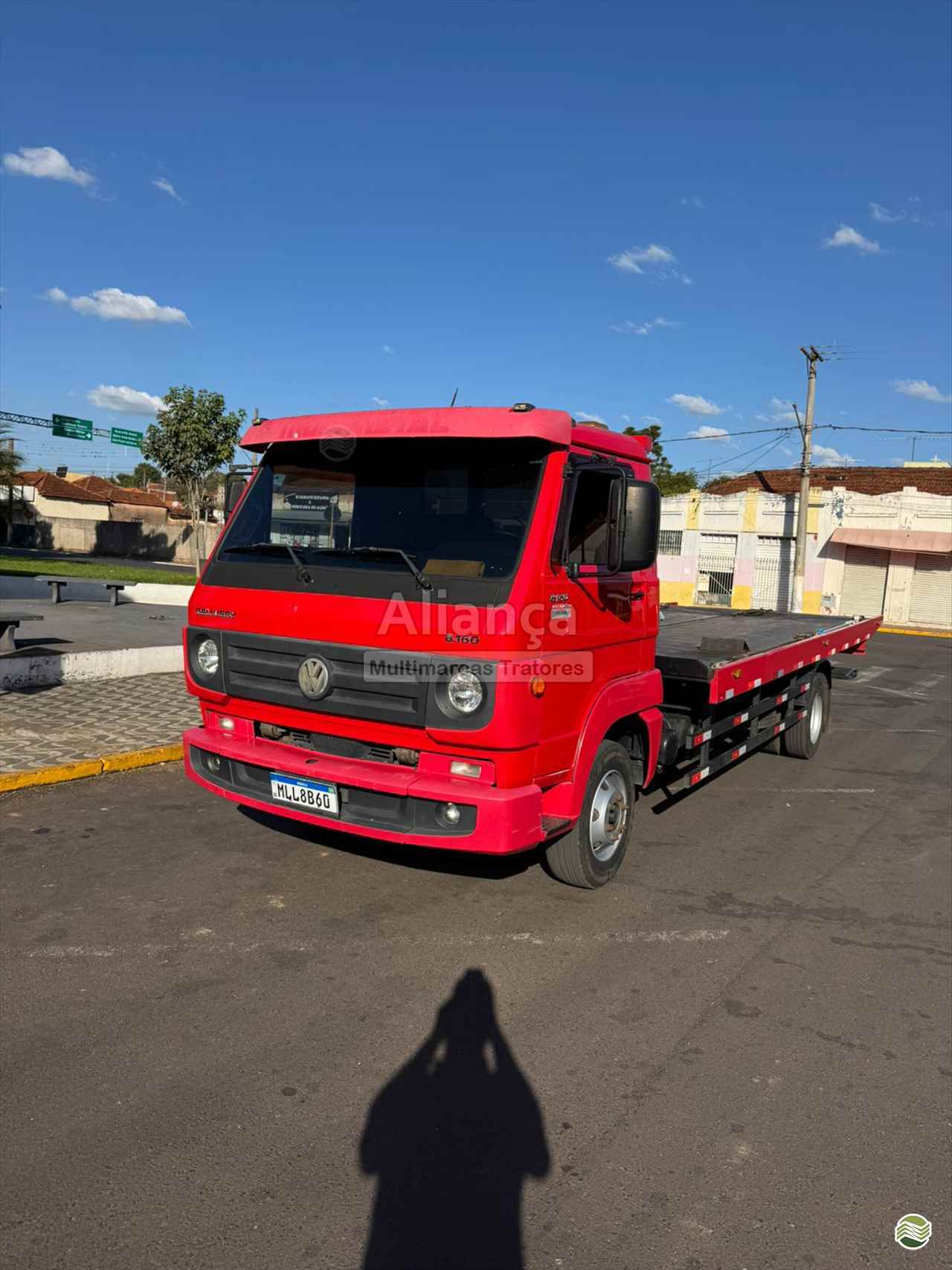CAMINHAO VOLKSWAGEN VW 8160 Plataforma Guincho 3/4 4x2 Aliança Multimarcas Tratores UBIRAJARA SÃO PAULO SP