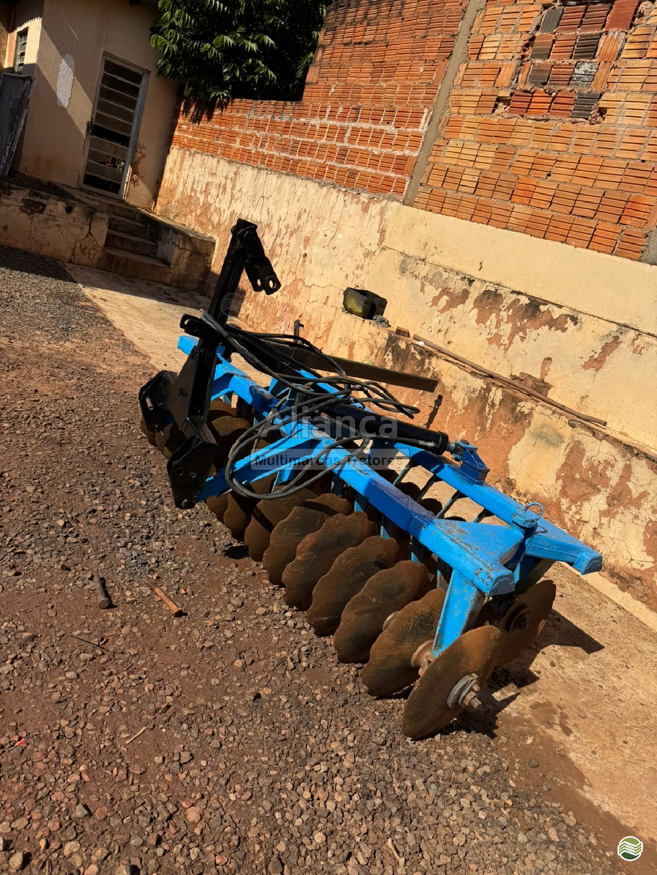 IMPLEMENTOS AGRICOLAS GRADE NIVELADORA NIVELADORA 28 DISCOS Aliança Multimarcas Tratores UBIRAJARA SÃO PAULO SP