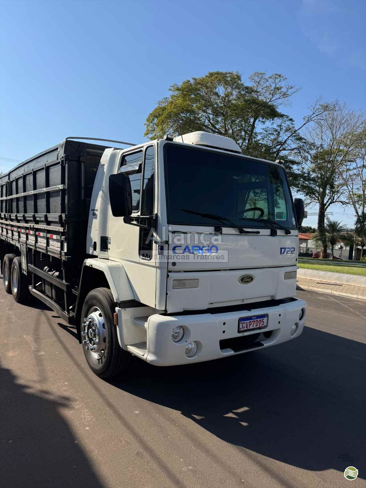 CAMINHAO FORD CARGO 1722 Carga Seca Cavalo 6x2 Aliança Multimarcas Tratores UBIRAJARA SÃO PAULO SP