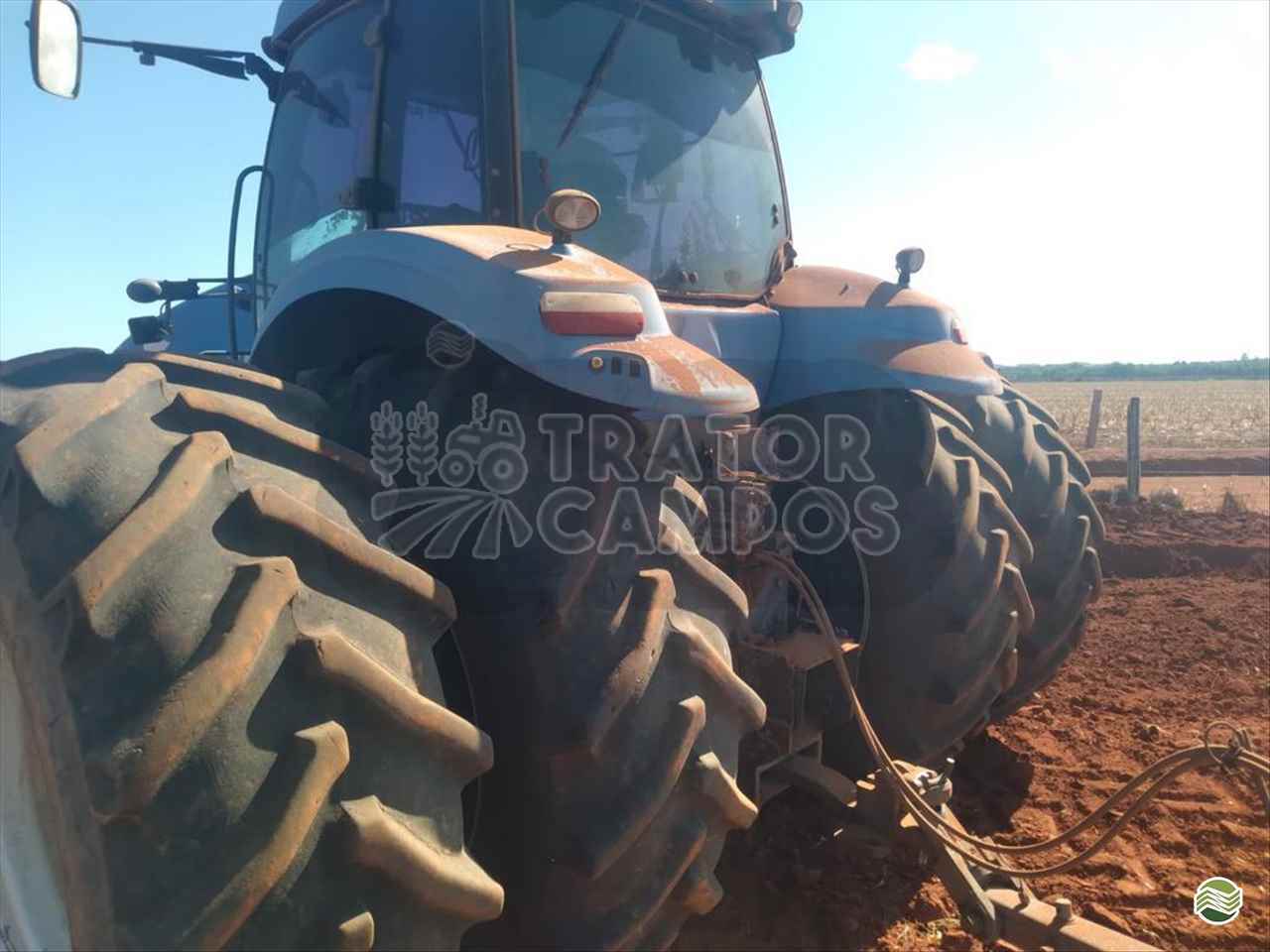 TRATOR NEW HOLLAND NEW T8 385 Tração 4x4 Trator Campos GUAPO GOIAS GO