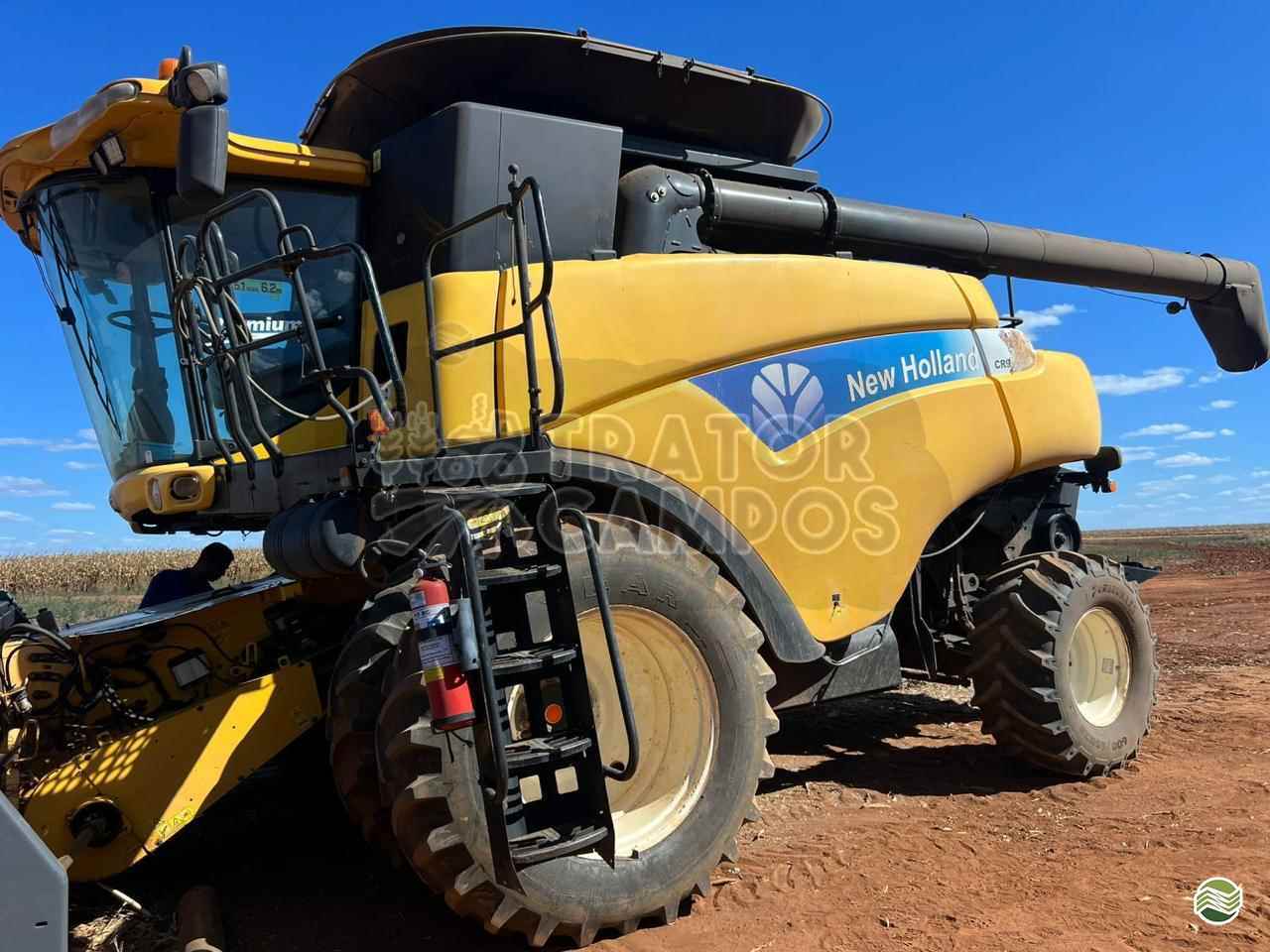 COLHEITADEIRA NEW HOLLAND CR 9060 Trator Campos GUAPO GOIAS GO