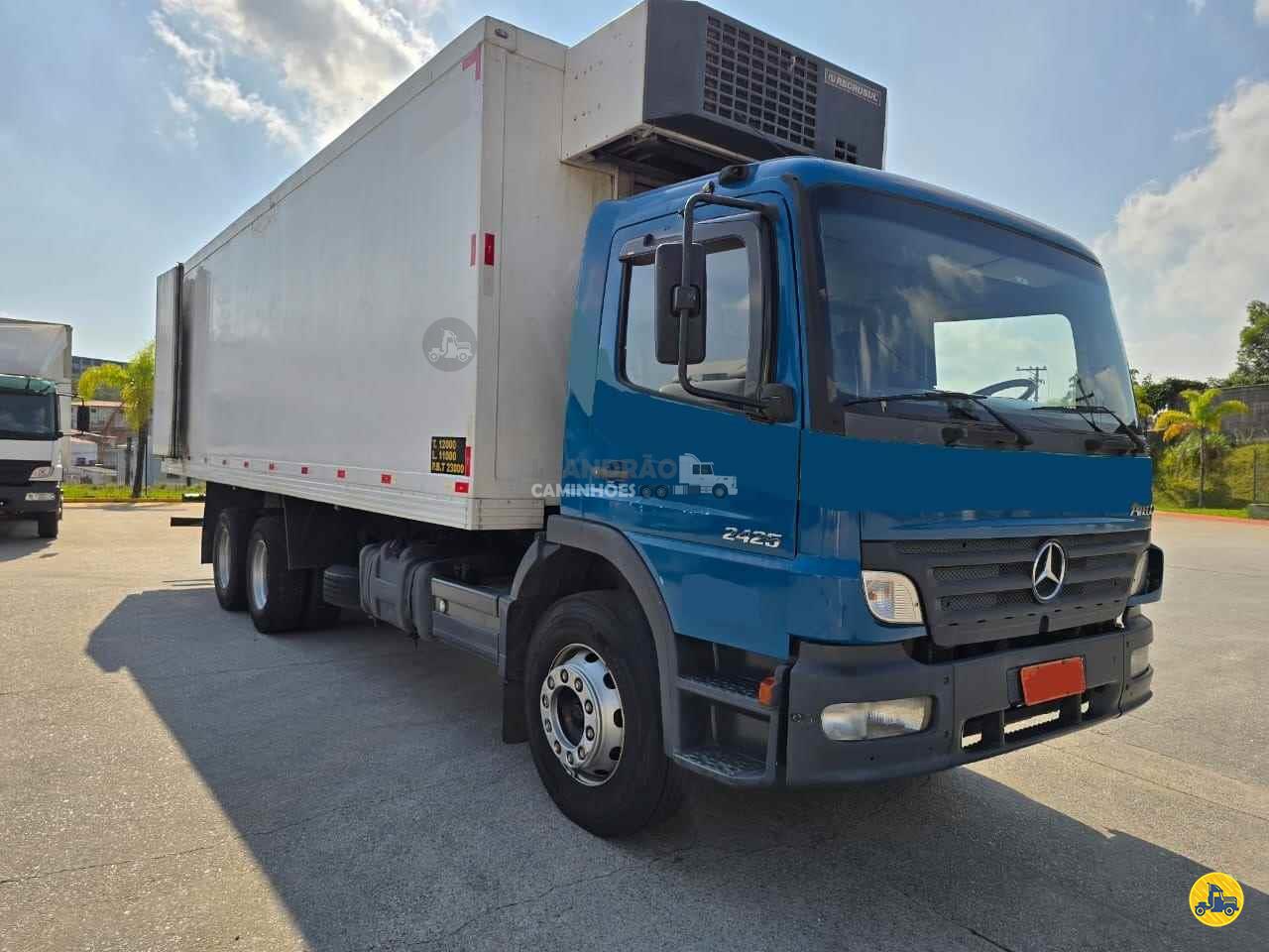 CAMINHAO MERCEDES-BENZ MB 2425 Baú Frigorífico Truck 6x2 Leandrão Caminhões JUNDIAI SÃO PAULO SP