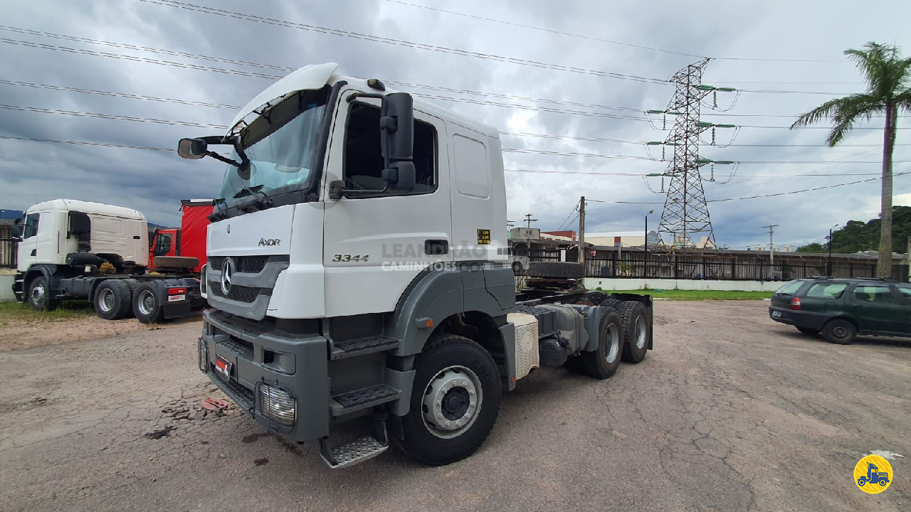 CAMINHAO MERCEDES-BENZ MB 3344 Cavalo Mecânico Cavalo 6x4 Leandrão Caminhões JUNDIAI SÃO PAULO SP