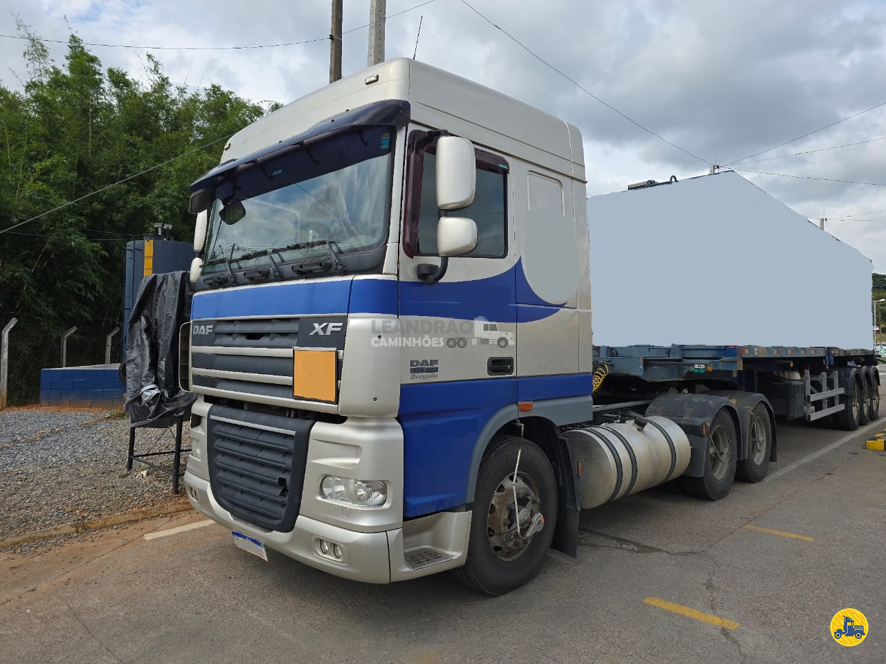 CAMINHAO DAF DAF XF105 460 Cavalo Mecânico Cavalo 6x2 Leandrão Caminhões JUNDIAI SÃO PAULO SP