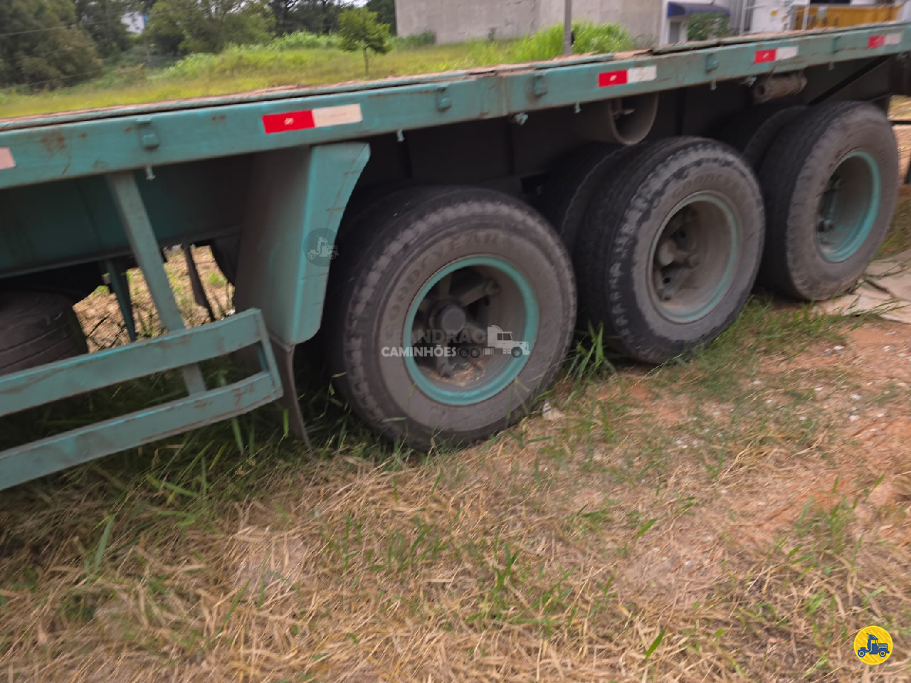 CARRETA SEMI-REBOQUE PORTA-CONTAINER Leandrão Caminhões JUNDIAI SÃO PAULO SP
