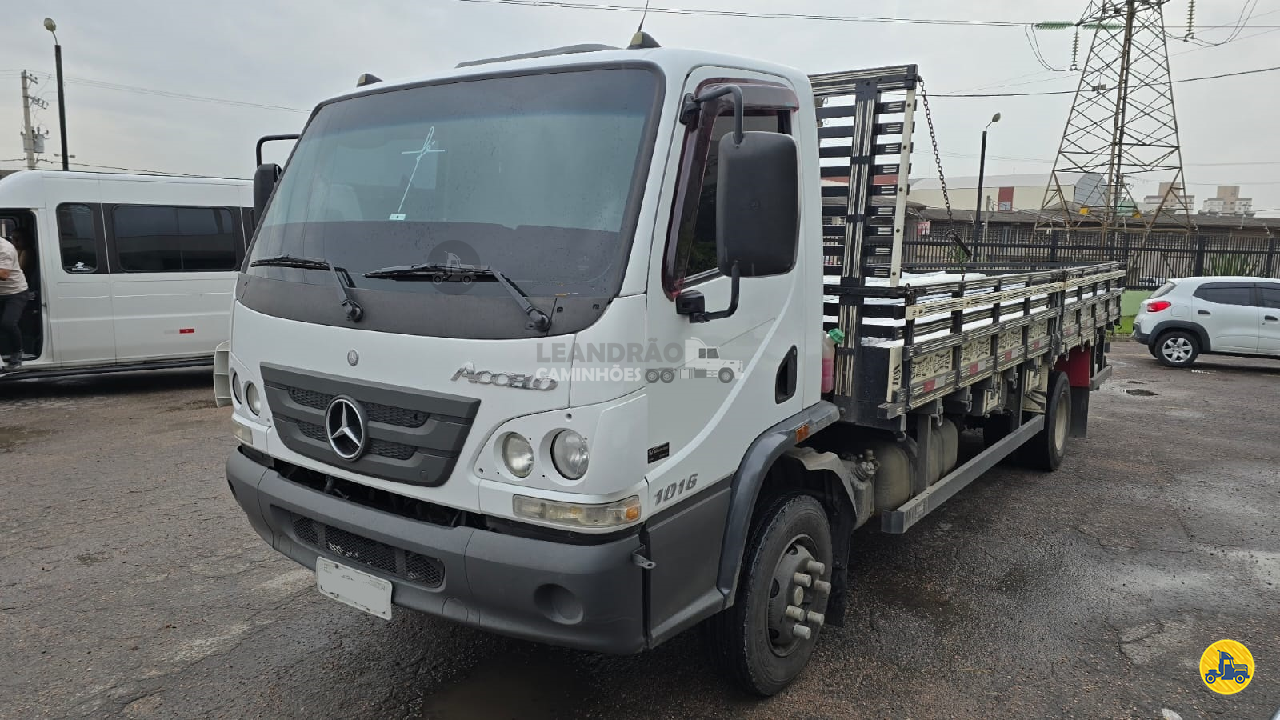 CAMINHAO MERCEDES-BENZ MB 1016 Carga Seca Toco 4x2 Leandrão Caminhões JUNDIAI SÃO PAULO SP