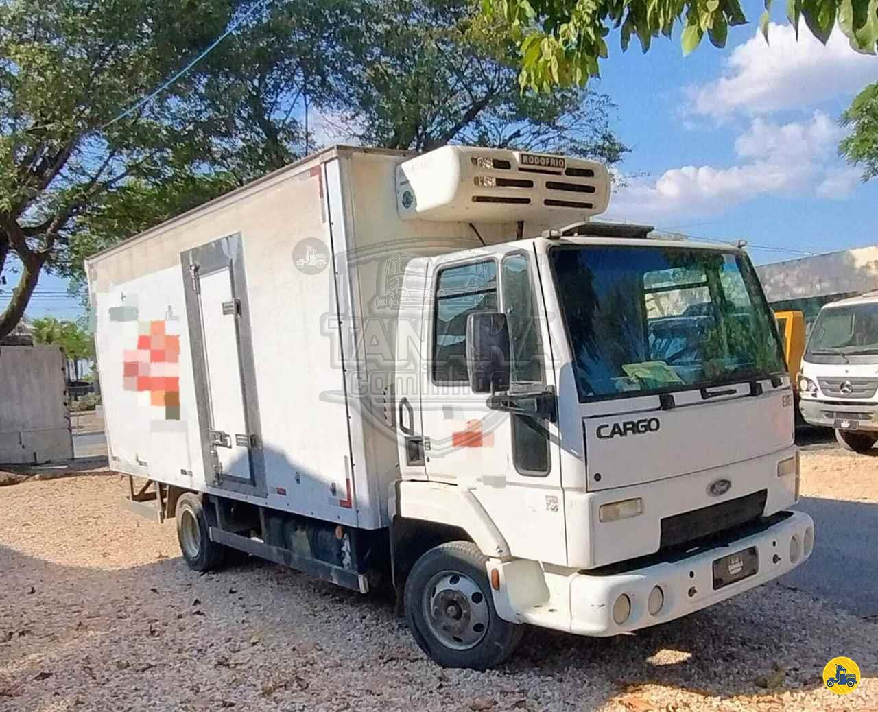 CAMINHAO FORD CARGO 816 Baú Térmico 3/4 4x2 Tanaka Caminhões MONTES CLAROS MINAS GERAIS MG