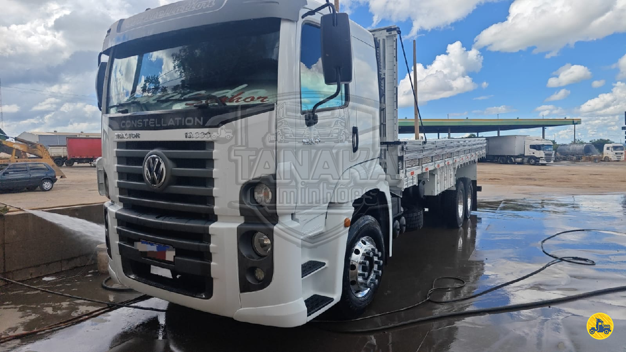 CAMINHAO VOLKSWAGEN VW 19330 Carga Seca Truck 6x2 Tanaka Caminhões MONTES CLAROS MINAS GERAIS MG