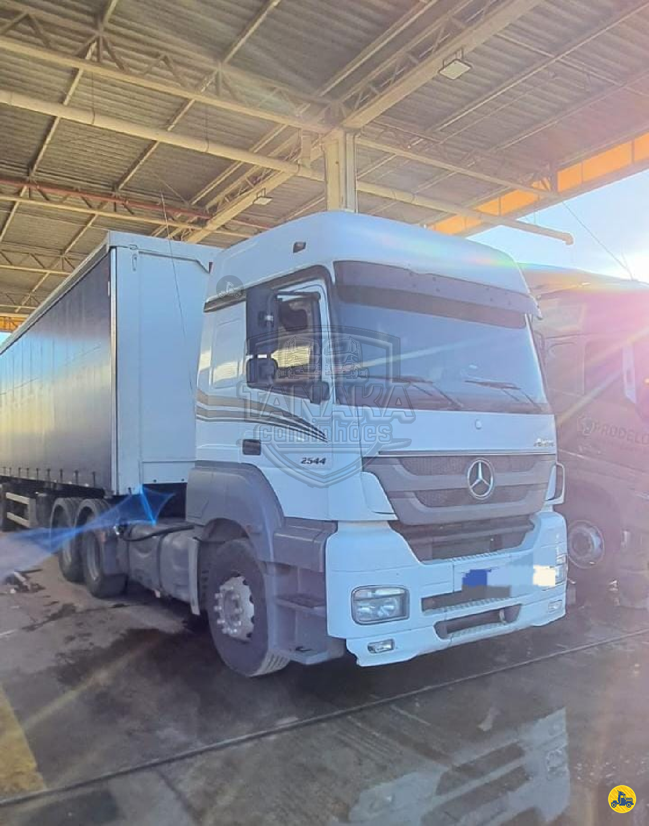 CAMINHAO MERCEDES-BENZ MB 2544 Cavalo Mecânico Cavalo 6x2 Tanaka Caminhões MONTES CLAROS MINAS GERAIS MG