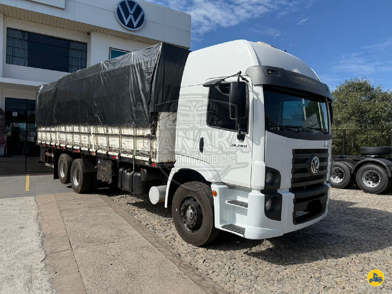 VW 24280 de Tanaka Caminhões