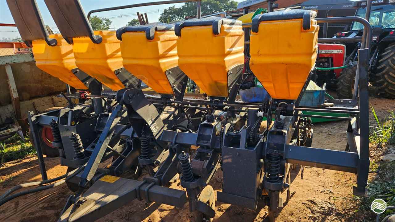 PLANTADEIRA VALTRA HITECH BP 503 Makes - São Miguel SAO MIGUEL ARCANJO SÃO PAULO SP