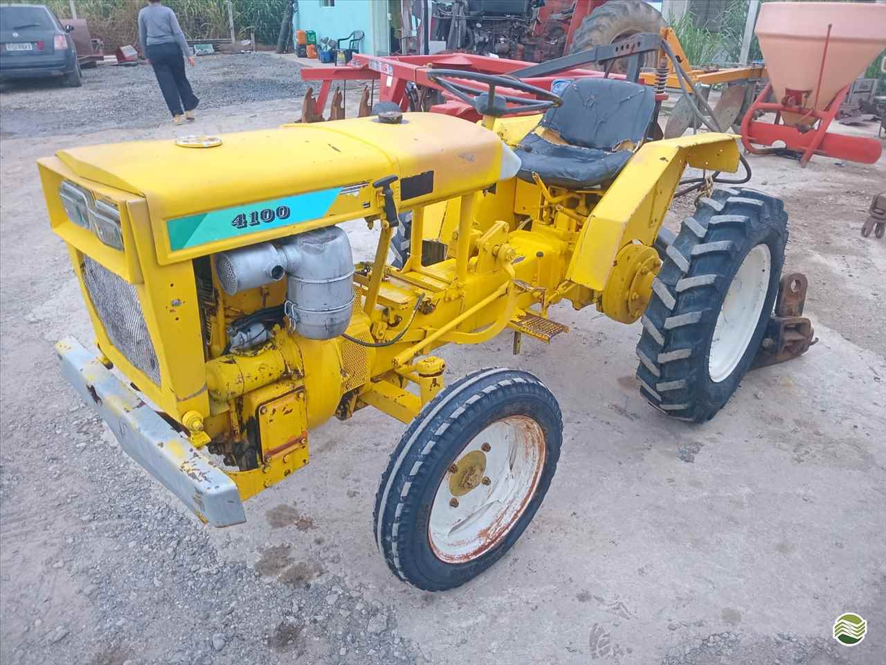 TRATOR AGRALE AGRALE 4100 Tração 4x2 Makes - São Miguel SAO MIGUEL ARCANJO SÃO PAULO SP
