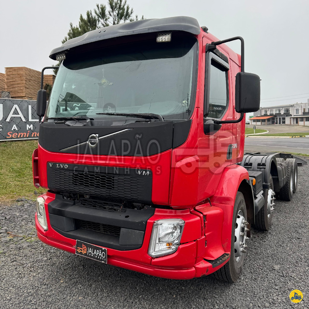 CAMINHAO VOLVO VOLVO VM 270 Silo BiTruck 8x2 Jalapão Caminhões LAGES SANTA CATARINA SC