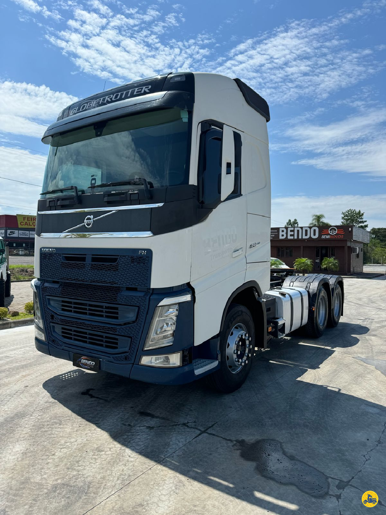 CAMINHAO VOLVO VOLVO FH 460 Cavalo Mecânico Cavalo 6x4 Bendo Seminovos  ARARANGUA SANTA CATARINA SC