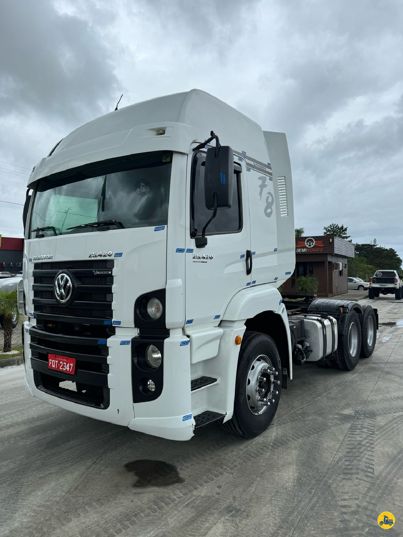 CAMINHAO VOLKSWAGEN VW 25420 Cavalo Mecânico Truck 6x2 Bendo Seminovos  ARARANGUA SANTA CATARINA SC
