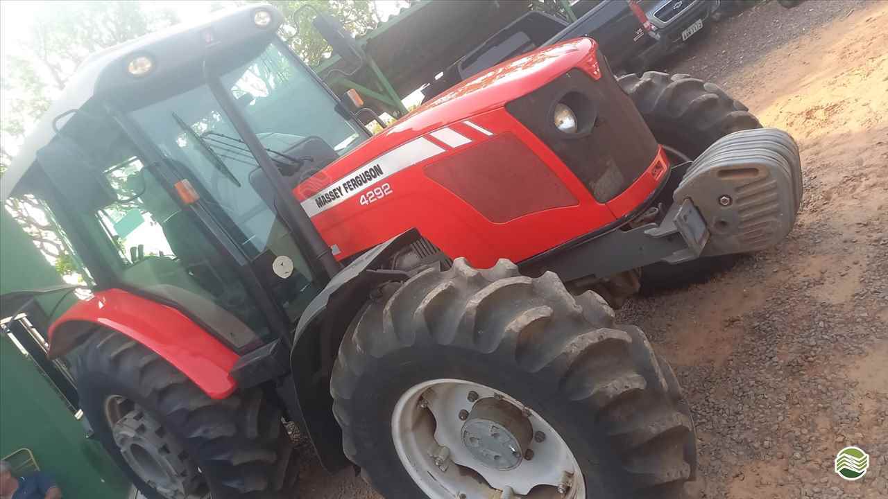 TRATOR MASSEY FERGUSON MF 4292 Tração 4x4 Tratorama Máquinas e Implementos UMUARAMA PARANÁ PR