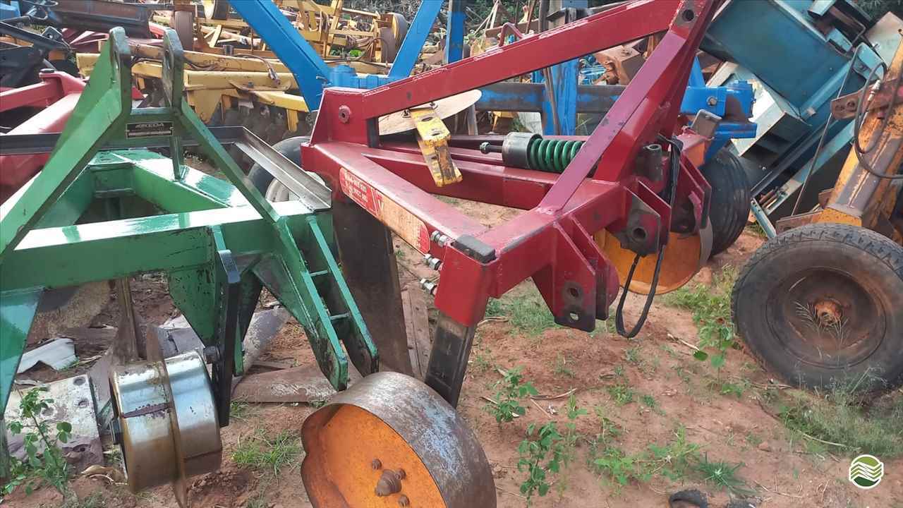 EQUIPAMENTOS MANDIOCA AFOFADOR DE MANDIOCA Tratorama Máquinas e Implementos UMUARAMA PARANÁ PR