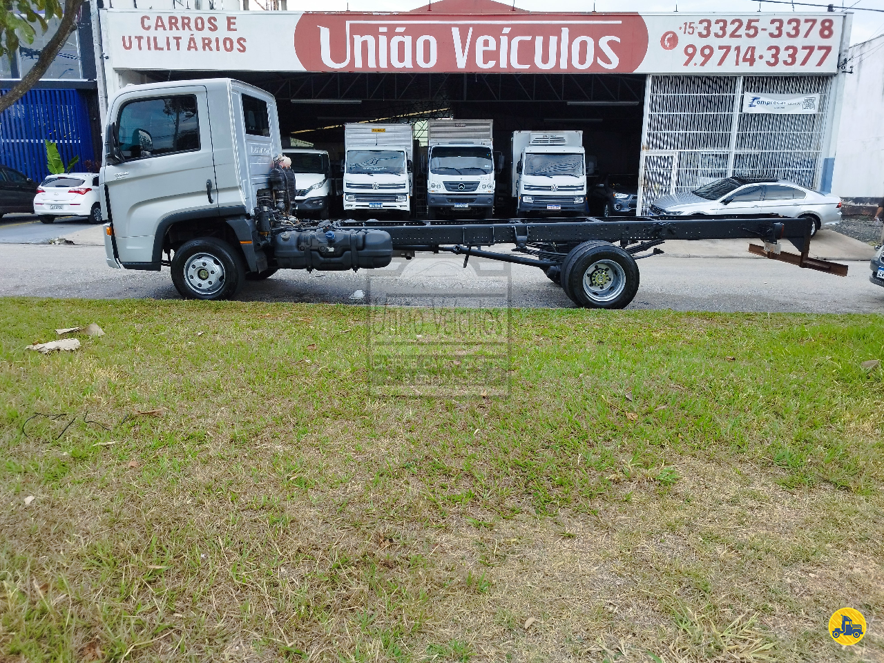 CAMINHAO VOLKSWAGEN VW 11180 Chassis 3/4 4x2 União Veículos SOROCABA SÃO PAULO SP