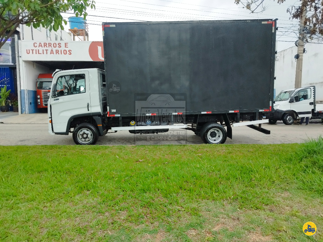 CAMINHAO VOLKSWAGEN VW 9170 Baú Furgão 3/4 4x2 União Veículos SOROCABA SÃO PAULO SP